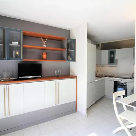 Stylish Studio Close To The Beach Apartment Cannes